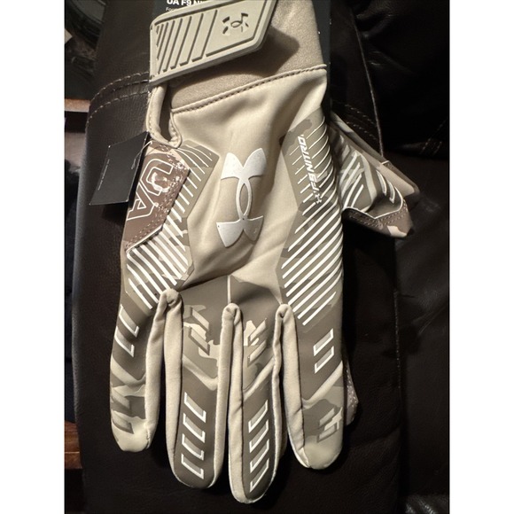 Under Armour F9 Nitro GlueGrip Football Gloves Men's Size XL Receiver Grip - Picture 2 of 5